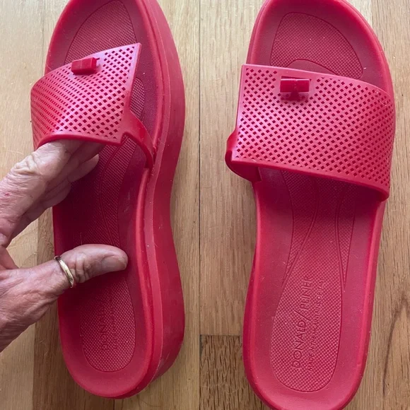 Donald Pliner Red Slide rubber Sandals - Picture 3 of 7